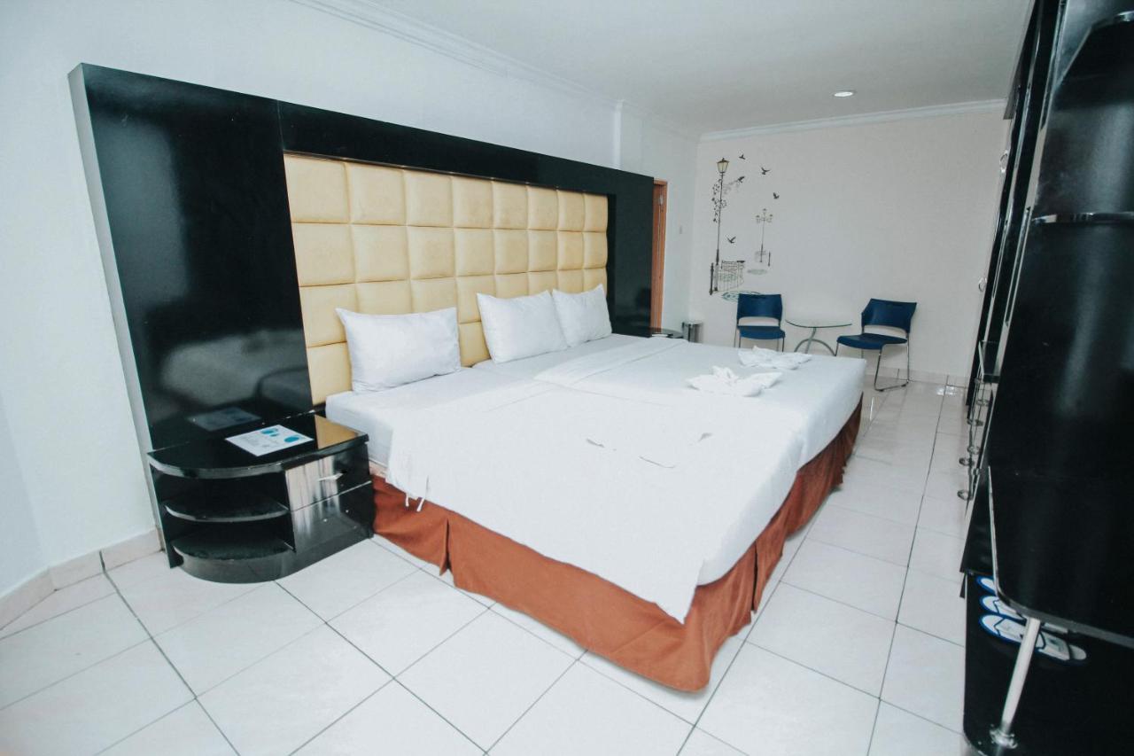 Hotel New Lilik Magelang Eksteriør billede